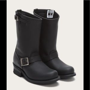 Women’s Frye Engineer 12R Black boots